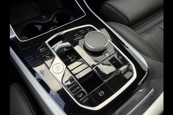 BMW X5 xDrive50e M-sport Launch Edition Leer Led Camera Carplay Orig.NL Voll.Onderhouden!