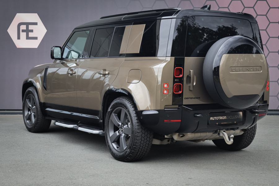 Land Rover Defender 110 P300e X-Dynamic SE
