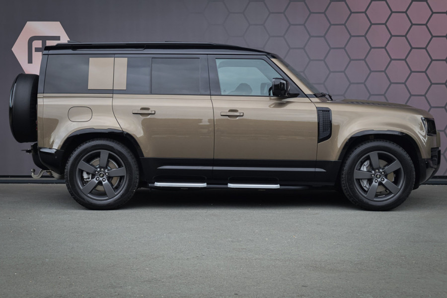 Land Rover Defender 110 P300e X-Dynamic SE