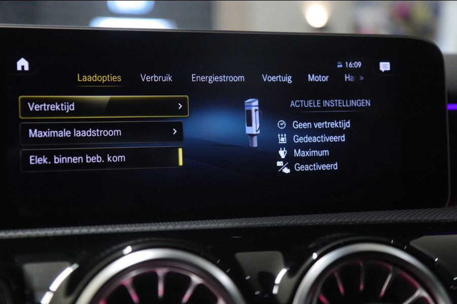 Mercedes-Benz A-Klasse 250 e AMG Limited PANO/CARPLAY/360CAM/MEMORY/VOL