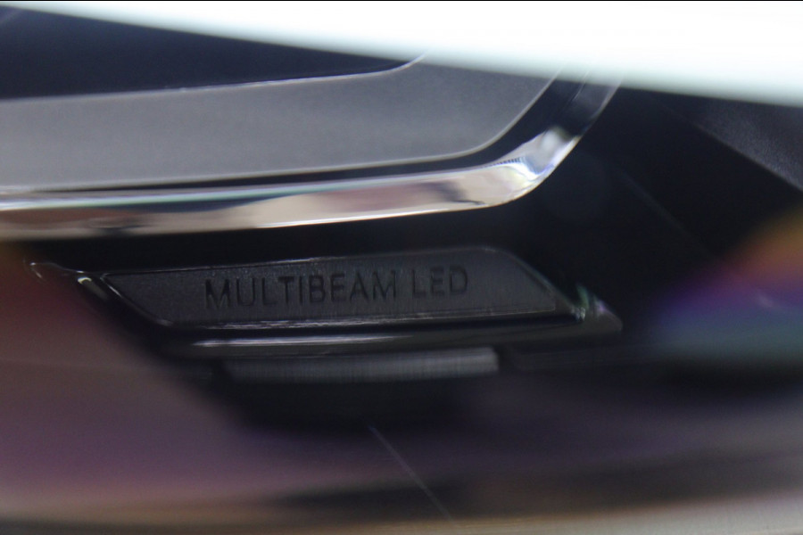 Mercedes-Benz A-Klasse 250 e AMG Limited PANO/CARPLAY/360CAM/MEMORY/VOL