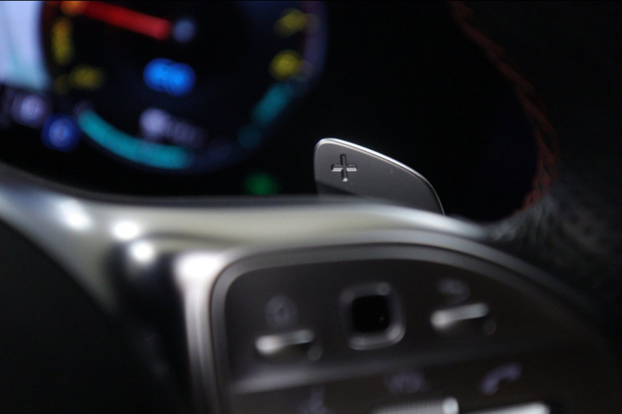Mercedes-Benz A-Klasse 250 e AMG Limited PANO/CARPLAY/360CAM/MEMORY/VOL