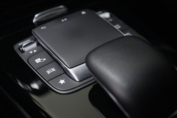 Mercedes-Benz A-Klasse 250 e AMG Limited PANO/CARPLAY/360CAM/MEMORY/VOL