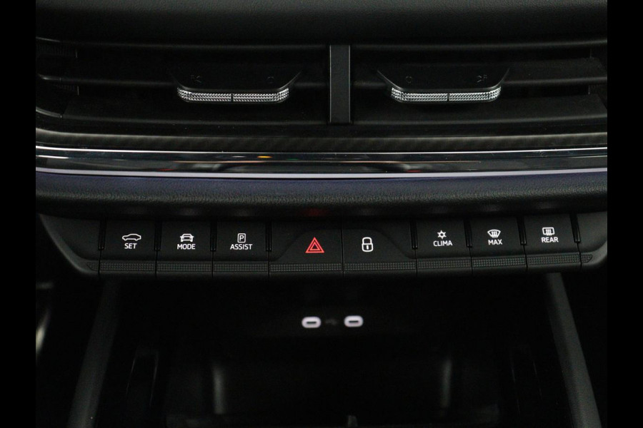 Škoda Enyaq iV 80 Sportline | SOH 88% | Leder/alcantara | Stuur/stoel verwarming | Adaptive cruise | Carplay | Sfeerverlichting | Camera | Park assist | Trekhaak