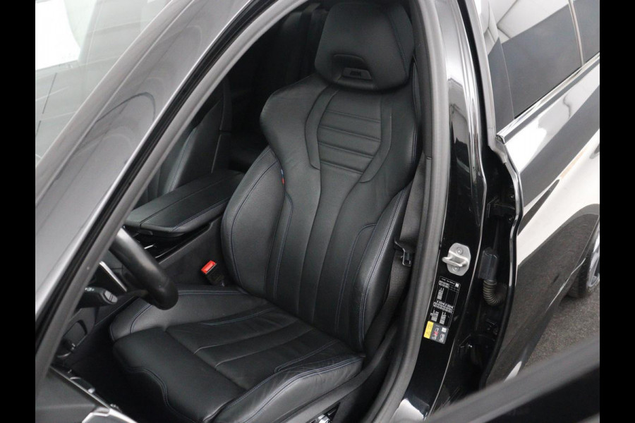 BMW 5 Serie 530e xDrive High Executive | SOH 89,6% | Panoramadak | Leder | Memory | Stoelverwarming | Harman/Kardon | Carplay | Sfeerverlichting | Cruise control | PHEV