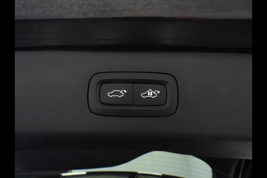 Lynk & Co 01 1.5 PHEV BlackEdition NAVI/360CAM/SCHUIFDAK/LED/20"LMV!