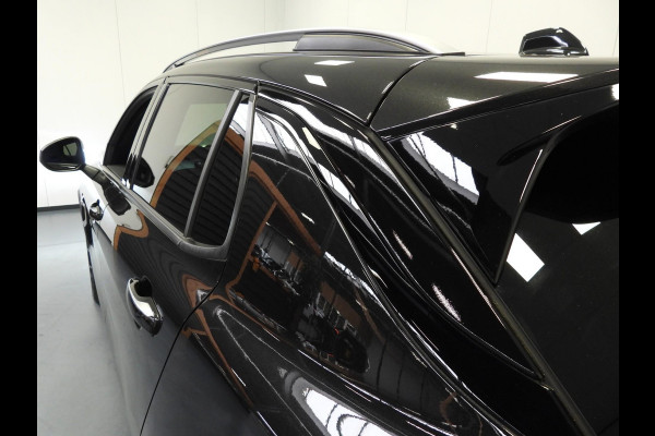 Lynk & Co 01 1.5 PHEV BlackEdition NAVI/360CAM/SCHUIFDAK/LED/20"LMV!
