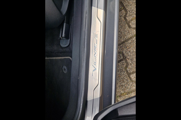 Ford Fiesta Vignale 1.0 EcoBoost 140pk | Panoramadak | Winter Pack | Adaptive cruise control | Led koplampen | Leder | Dodehoek herkenning |