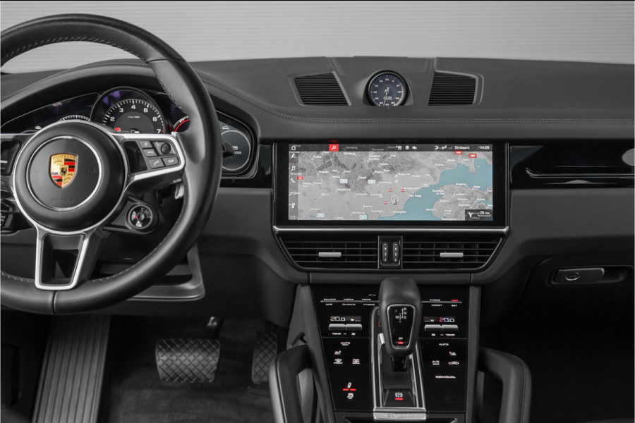 Porsche Cayenne Coupé 3.0 E-Hybrid Sport Design Pano ACC 4WS Trekhaak 22"