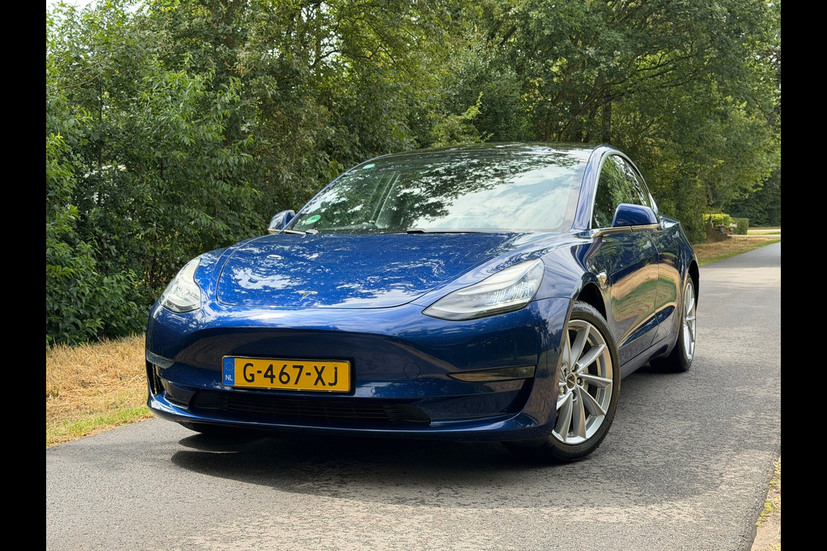 Tesla Model 3 Long Range AWD 75 kWh |SOH 88% + Trekhaak + BTW + Autopilot Nu € 23.975,-!!!