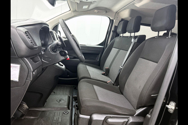 Opel Vivaro 2.0 145 pk L3H1 Edition Dubbele Cabine Airco Bluetooth Navigatie Parkeersensoren Trekhaak Cruise control