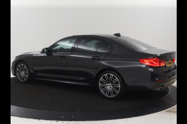 BMW 5 Serie 530e iPerformance M Sport High Executive | Panoramadak | Leder | Memory | Stoelverwarming | Cruise control | Camera | Park assist | Carplay | Climate control | PHEV