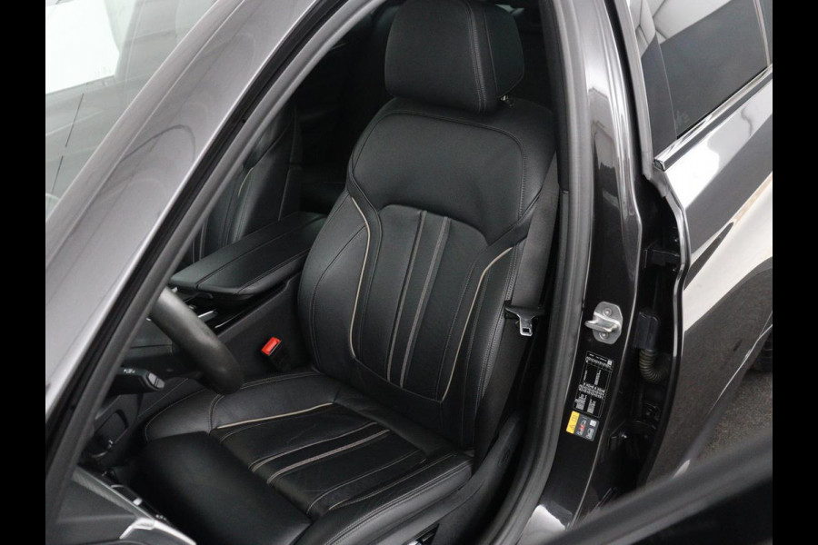 BMW 5 Serie 530e iPerformance M Sport High Executive | Panoramadak | Leder | Memory | Stoelverwarming | Cruise control | Camera | Park assist | Carplay | Climate control | PHEV