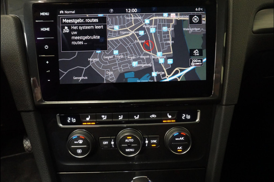 Volkswagen e-Golf Edition Navigatie Climate Control Parkeer sensoren V+A Privacy Glass