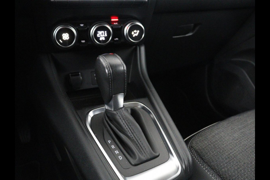 Renault Captur 1.3 TCe 140 Intens | Half leder | Navigatie | DAB+ | Cruise control | Lane assist | Climate Control | Virtual Display | Carplay | Camera | Park assist | Trekhaak