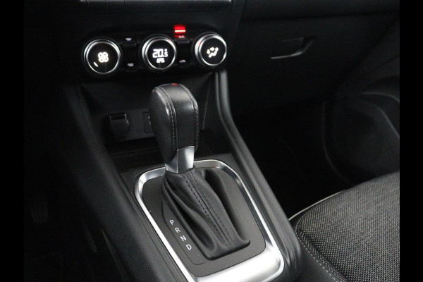 Renault Captur 1.3 TCe 140 Intens | Half leder | Navigatie | DAB+ | Cruise control | Lane assist | Climate Control | Virtual Display | Carplay | Camera | Park assist | Trekhaak