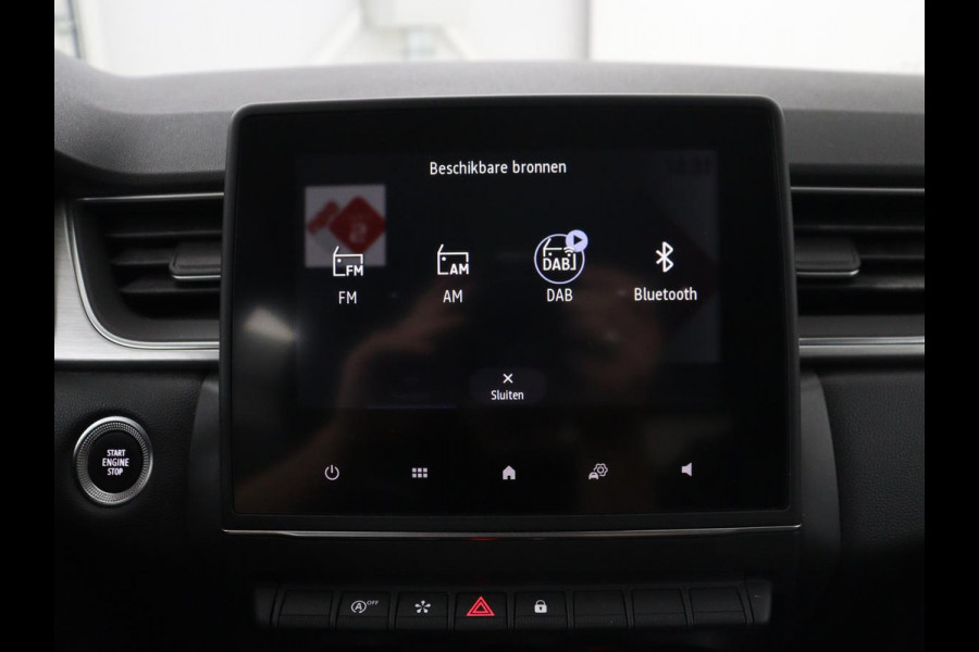 Renault Captur 1.3 TCe 140 Intens | Half leder | Navigatie | DAB+ | Cruise control | Lane assist | Climate Control | Virtual Display | Carplay | Camera | Park assist | Trekhaak