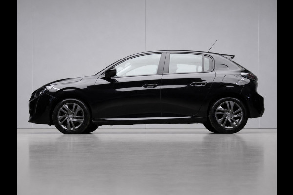 Peugeot 208 1.2 PureTech Allure Sport (APPLE CARPLAY,NAVI,CAMERA,CLIMATE,CRUISE,GETINT,LED,SPORTSTOELEN,LM VELGEN)