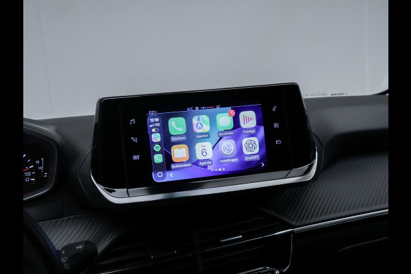 Peugeot 208 1.2 PureTech Allure Sport (APPLE CARPLAY,NAVI,CAMERA,CLIMATE,CRUISE,GETINT,LED,SPORTSTOELEN,LM VELGEN)