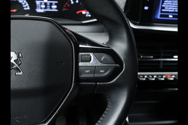 Peugeot 208 1.2 PureTech Allure Sport (APPLE CARPLAY,NAVI,CAMERA,CLIMATE,CRUISE,GETINT,LED,SPORTSTOELEN,LM VELGEN)