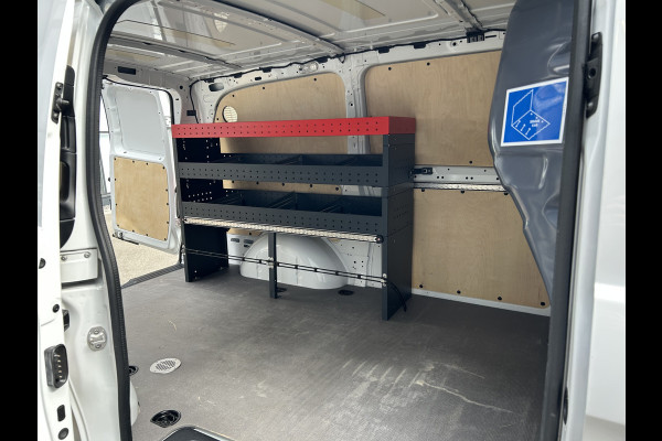 Mercedes-Benz Vito 114 CDI Lang / Automaat / Camera / Parkeersensoren / Cruise control / Airco / Achterdeuren
