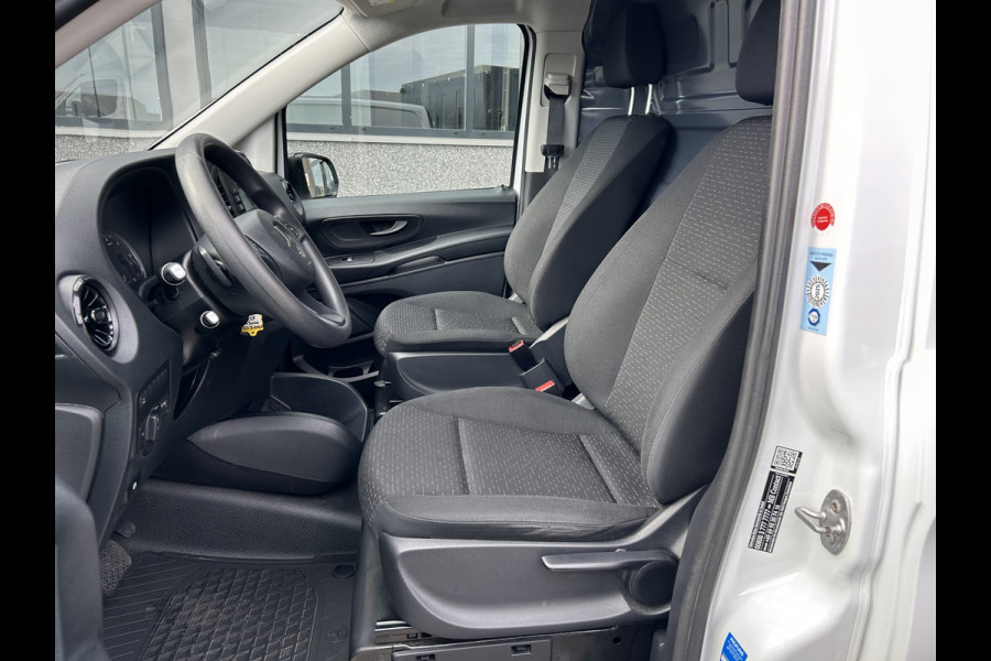 Mercedes-Benz Vito 114 CDI Lang / Automaat / Camera / Parkeersensoren / Cruise control / Airco / Achterdeuren