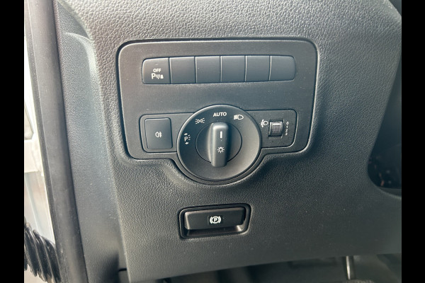 Mercedes-Benz Vito 114 CDI Lang / Automaat / Camera / Parkeersensoren / Cruise control / Airco / Achterdeuren