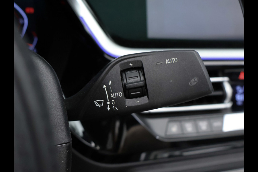 BMW Z4 Roadster SDrive30i High Executive Edition Sport (APPLE CARPLAY,NAVI,CAMERA,HARMAN KARDON,PDC,LEDER,SPORTSTOELEN,LM VELGEN)