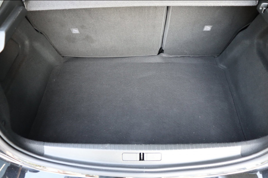 Opel Corsa 1.2 Elegance Org.NL camera h.leer+vw stuurverw. navi
