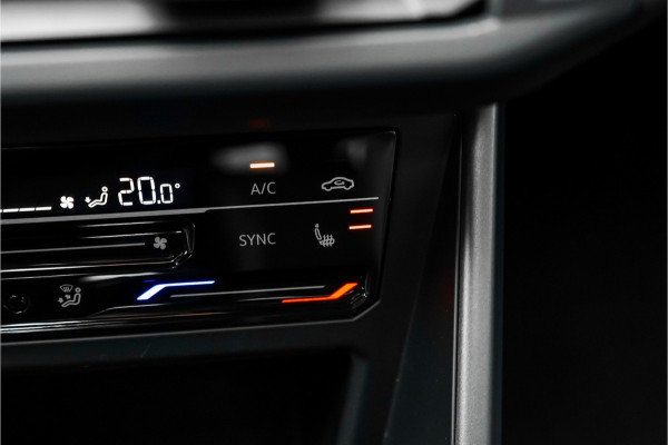 Volkswagen Polo 1.0 TSI R-Line Pano Camera IQ Light ACC Virtual Cockpit