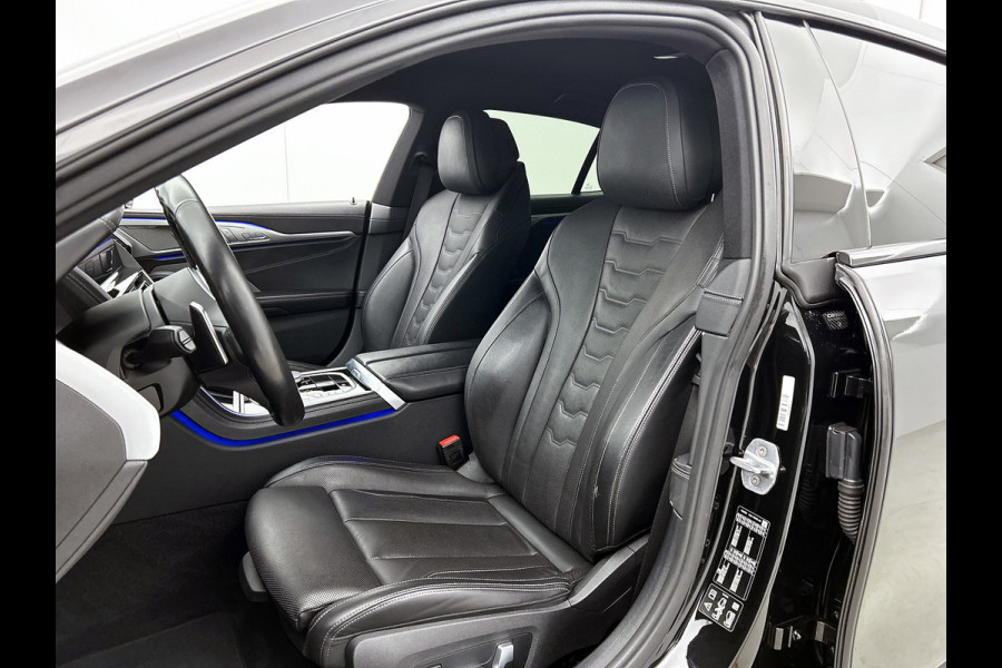 BMW 8 Serie Gran Coupé 840i xDrive M-sport AANBIEDNG!(Dealer OnderH, Carplay, 360 Camera, Stoel VerW/ Koeling, Addp, Head-up, Etc)