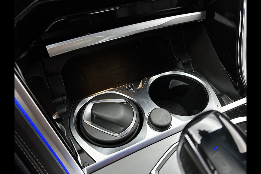 BMW 8 Serie Gran Coupé 840i xDrive M-sport AANBIEDNG!(Dealer OnderH, Carplay, 360 Camera, Stoel VerW/ Koeling, Addp, Head-up, Etc)