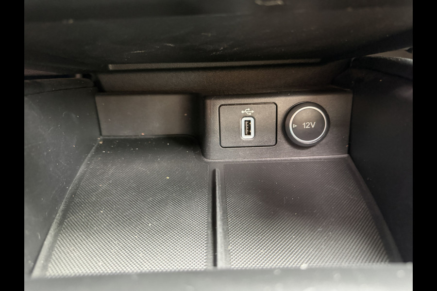Ford FOCUS Wagon BWJ 2019 | 1.0T 126PK Titanium Bus AUTOMAAT | TREKHAAK | PANO DAK | LEER | LED | NAVI | CLIMA | STOEL&STUUR VERW | PDC | DONKER GLASS |