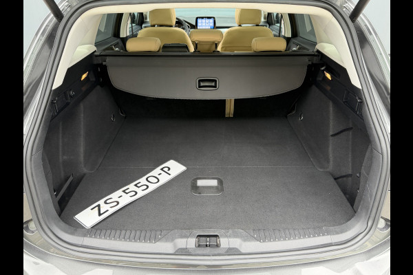 Ford FOCUS Wagon BWJ 2019 | 1.0T 126PK Titanium Bus AUTOMAAT | TREKHAAK | PANO DAK | LEER | LED | NAVI | CLIMA | STOEL&STUUR VERW | PDC | DONKER GLASS |