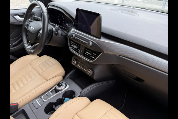 Ford FOCUS Wagon BWJ 2019 | 1.0T 126PK Titanium Bus AUTOMAAT | TREKHAAK | PANO DAK | LEER | LED | NAVI | CLIMA | STOEL&STUUR VERW | PDC | DONKER GLASS |