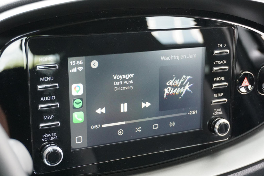 Toyota Aygo X 1.0 VVT-i MT Play + CAMERA / ADAPTIEVE CRUISE / CARPLAY