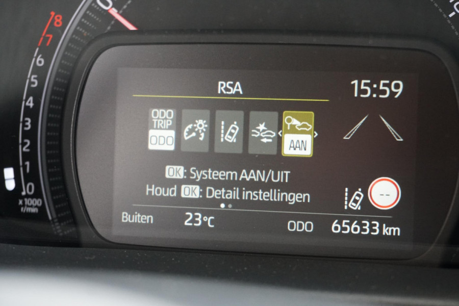 Toyota Aygo X 1.0 VVT-i MT Play + CAMERA / ADAPTIEVE CRUISE / CARPLAY