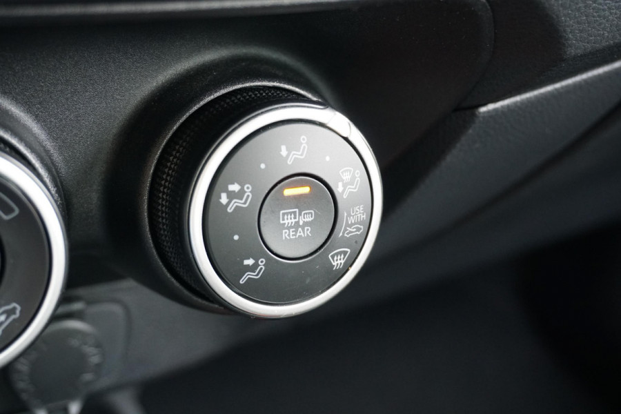 Toyota Aygo X 1.0 VVT-i MT Play + CAMERA / ADAPTIEVE CRUISE / CARPLAY