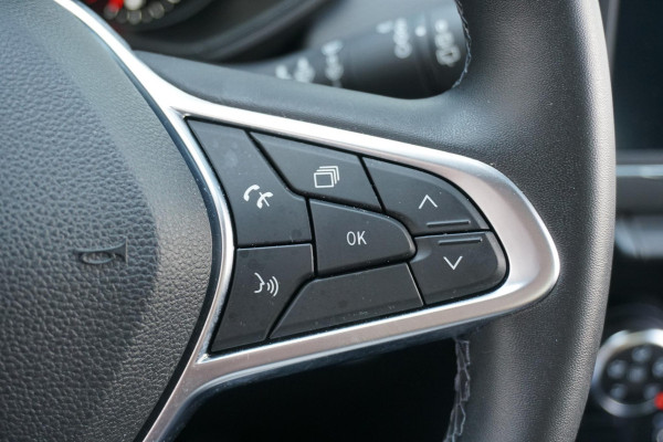 Renault Clio 1.0 TCe Zen + CARPLAY / PDC / NAVIGATIE
