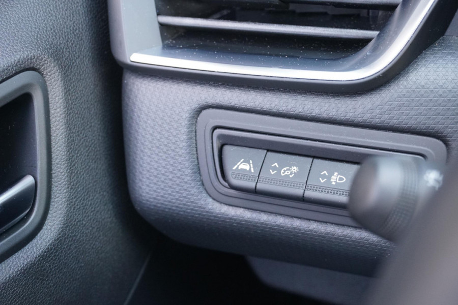 Renault Clio 1.0 TCe Zen + CARPLAY / PDC / NAVIGATIE