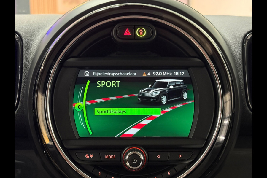MINI Countryman Cooper S E ALL4 AUT SOH 94,8 | 224pk | PHEV | Midnight Black Metallic | Navi | Park Assist