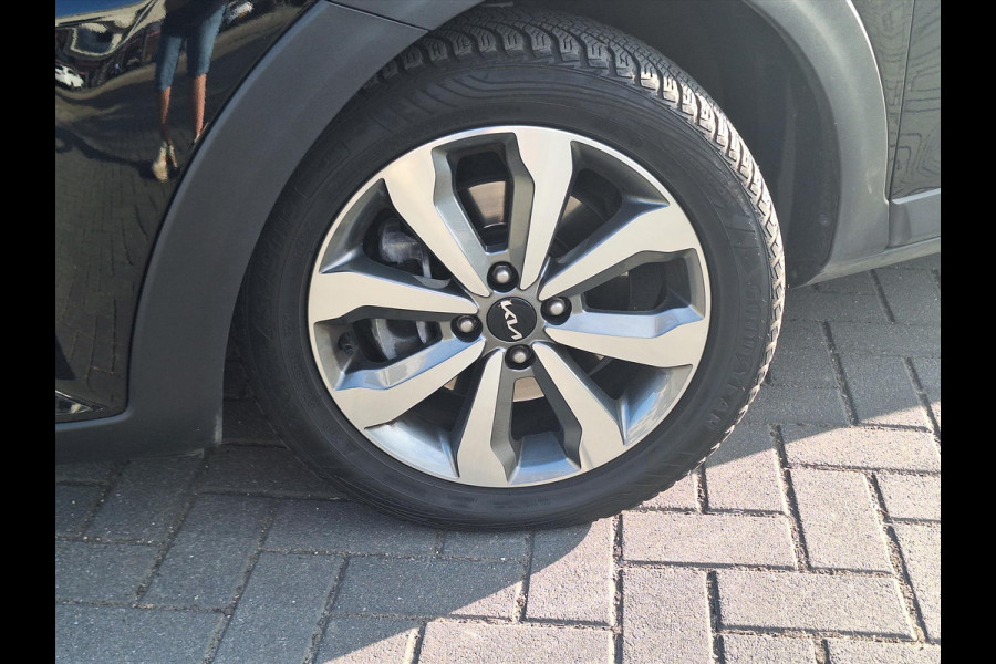 Kia Stonic 1.0 T-GDi Automaat DynamicLine | Stoel + Stuurverwarming, Navigatie, Parkeersensoren, Camera, Climate control