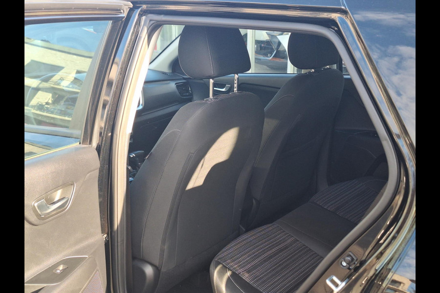 Kia Stonic 1.0 T-GDi Automaat DynamicLine | Stoel + Stuurverwarming, Navigatie, Parkeersensoren, Camera, Climate control