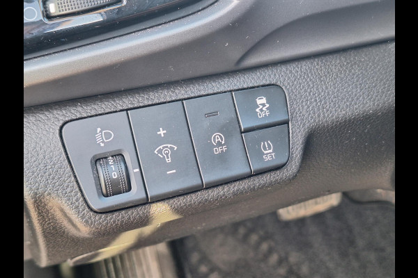 Kia Stonic 1.0 T-GDi Automaat DynamicLine | Stoel + Stuurverwarming, Navigatie, Parkeersensoren, Camera, Climate control