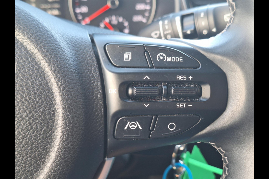 Kia Stonic 1.0 T-GDi Automaat DynamicLine | Stoel + Stuurverwarming, Navigatie, Parkeersensoren, Camera, Climate control