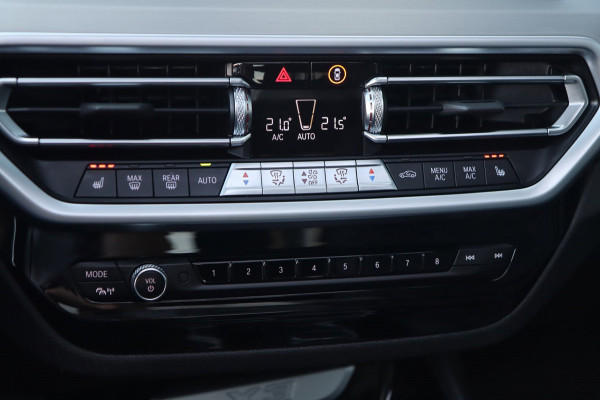 BMW X3 XDrive30e M Sport / PANO / HUD / MEMORY / 360 / KEYLESS / STOELVERW