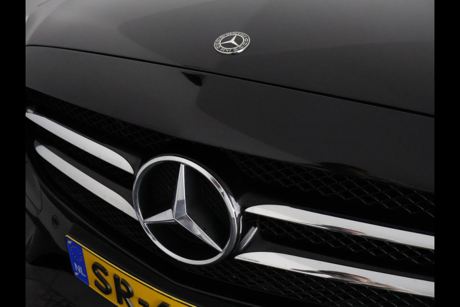 Mercedes-Benz C-Klasse Estate 180 Sport Edition | Burmester Audio | Navigatie | Camera | Half Leder |