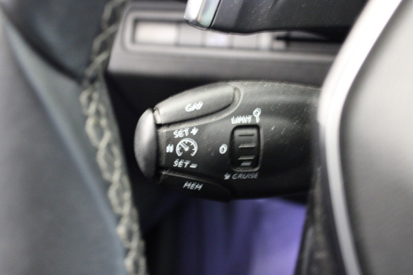 Peugeot 3008 1.2 PureTech Allure |Pano|Camera|