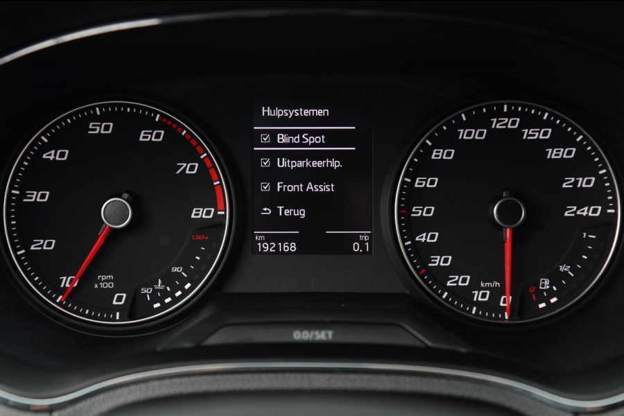 Seat Arona 1.0 TSI / ACC / CAMERA / KEYLESS / STOELVERW / CARPLAY / DODEHOEK