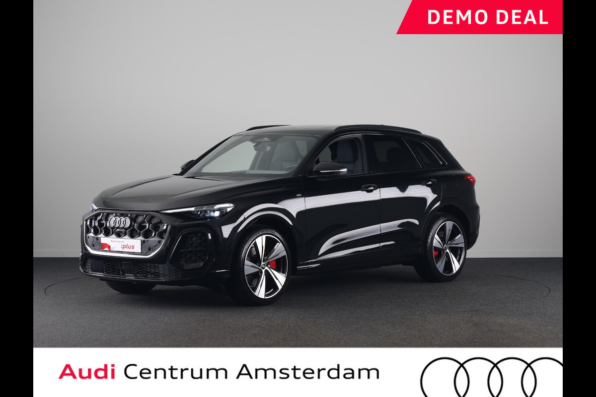 Audi Q5 S edition Competition e-hybrid 367 pk | MMI experience plus met B&O | Trekhaak, elektr. wegklapbaar | Panorama-glasdak | MMI bijrijdersdisplay |